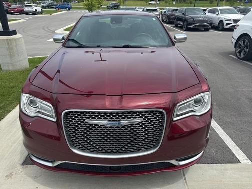 2018 Chrysler 300 C