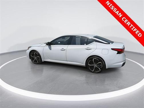 2023 Nissan Altima SR FWD