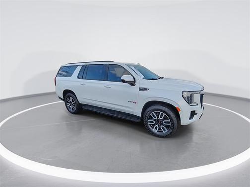 2023 GMC Yukon XL AT4