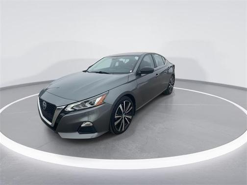 2021 Nissan Altima SR FWD