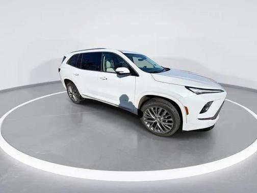 iridescent white tricoat 2026 Buick Enclave Avenir