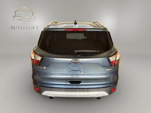 Blue 2018 Ford Escape SE