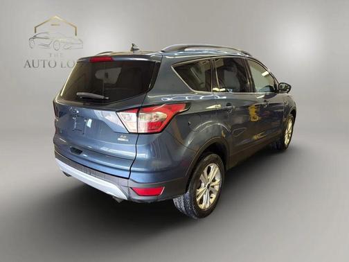 Blue 2018 Ford Escape SE