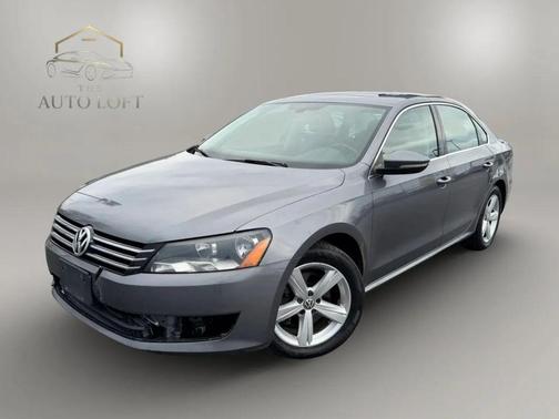 Grey 2012 Volkswagen Passat 2.5 SE