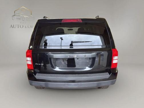 Black Clearcoat 2012 Jeep Patriot Sport