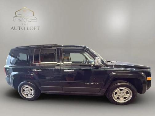 Black Clearcoat 2012 Jeep Patriot Sport