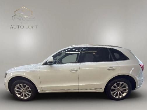 White 2016 Audi Q5 2.0T Premium Plus