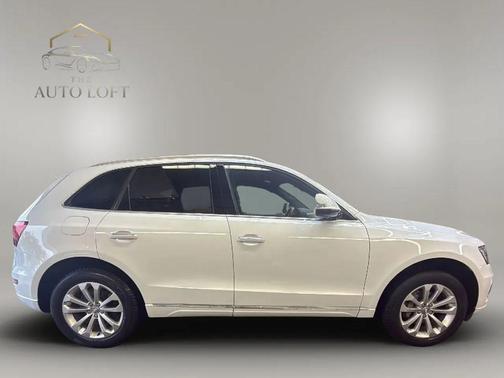 White 2016 Audi Q5 2.0T Premium Plus