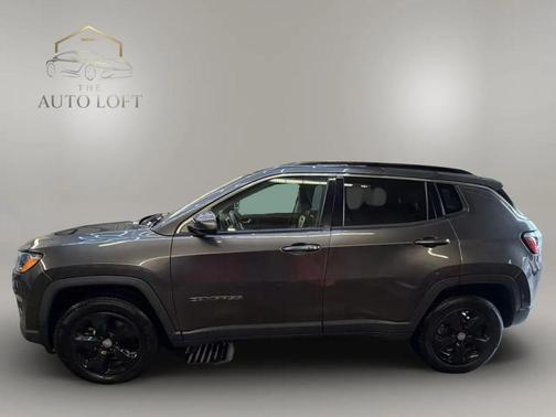 Granite Crystal Metallic Clearcoat 2020 Jeep Compass Latitude