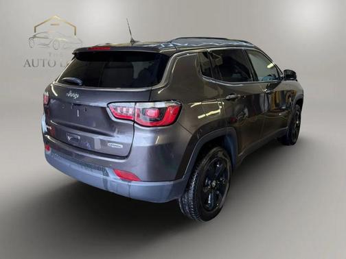 Granite Crystal Metallic Clearcoat 2020 Jeep Compass Latitude