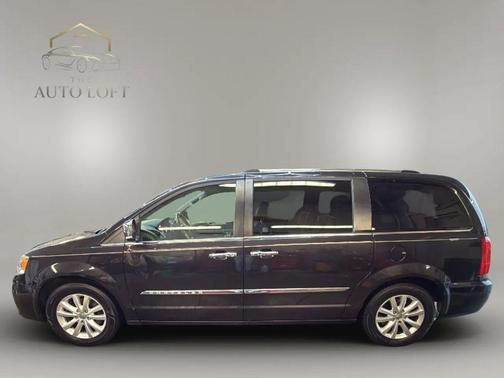 Mocha Java Pearlcoat 2015 Chrysler Town & Country Limited Platinum