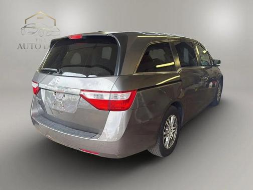 Polished Metal Metallic 2012 Honda Odyssey EX-L