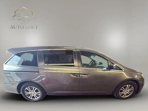 Polished Metal Metallic 2012 Honda Odyssey EX-L