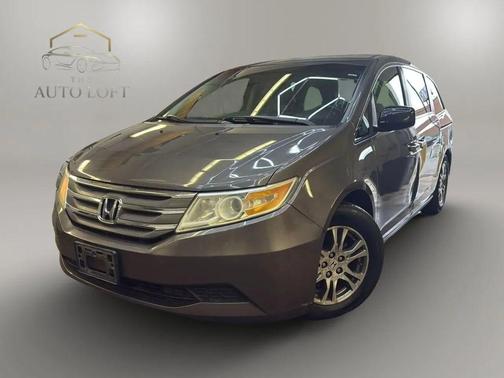 Polished Metal Metallic 2012 Honda Odyssey EX-L