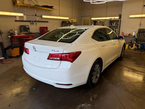 Bellanova White Pearl 2018 Acura TLX Technology