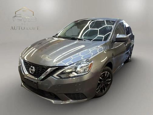 Gun Metallic 2018 Nissan Sentra SV