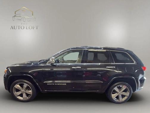 Brilliant Black Crystal Pearlcoat 2015 Jeep Grand Cherokee Overland