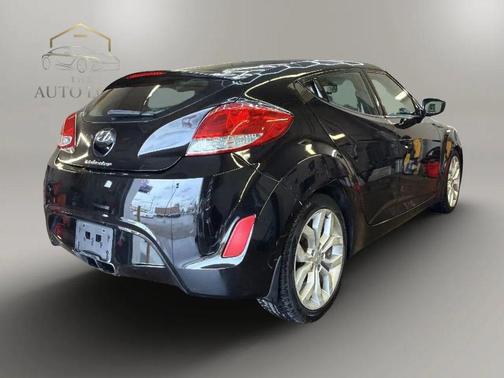 Ultra Black 2012 Hyundai Veloster Base