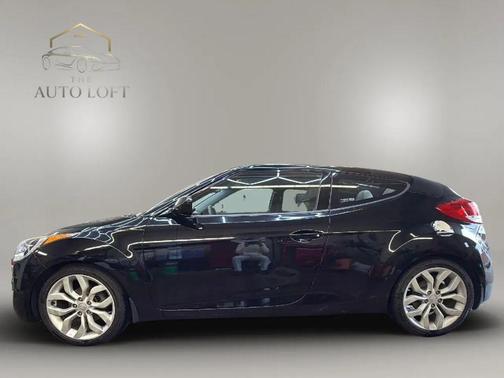 Ultra Black 2012 Hyundai Veloster Base
