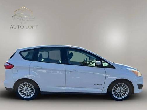 White 2015 Ford C-Max Hybrid SE