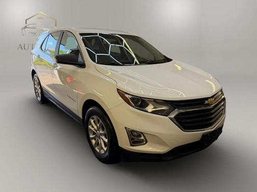 Summit White 2020 Chevrolet Equinox LS