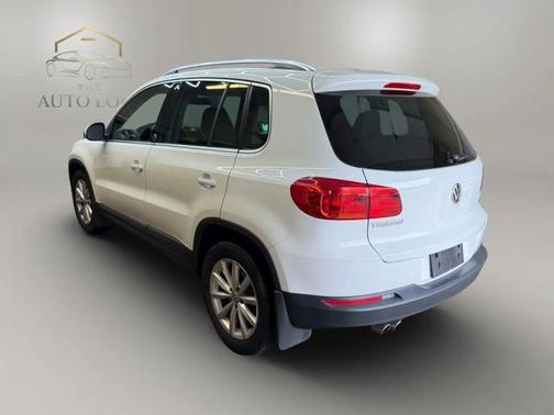 2017 Volkswagen Tiguan 2.0T Wolfsburg Edition