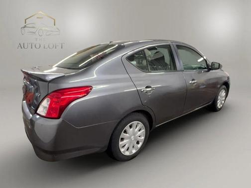 2016 Nissan Versa 1.6 SV