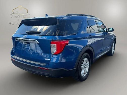 Atlas Blue Metallic 2020 Ford Explorer XLT