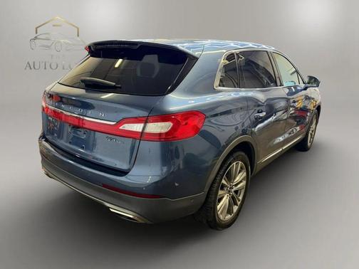 Blue 2018 Lincoln MKX Reserve
