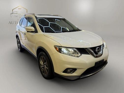 Pearl White 2015 Nissan Rogue SL