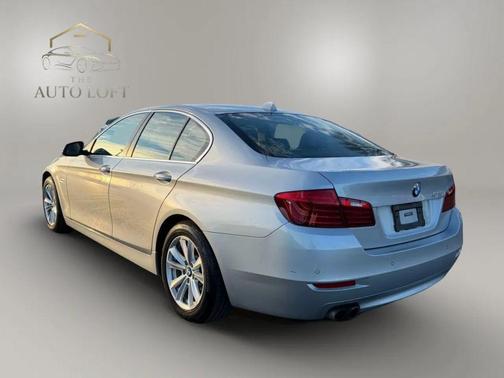 2015 BMW 528 528i Sedan 4D