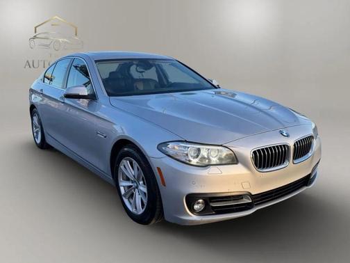 2015 BMW 528 528i Sedan 4D