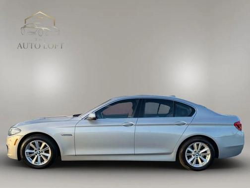 2015 BMW 528 528i Sedan 4D