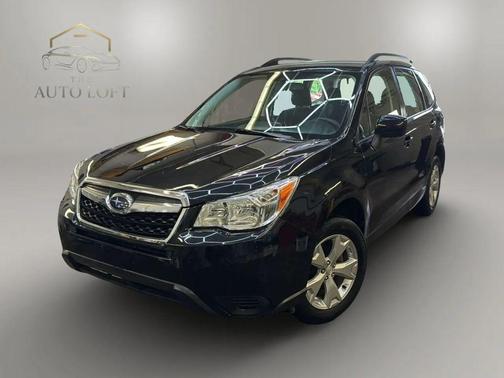 Crystal Black Silica 2016 Subaru Forester 2.5i