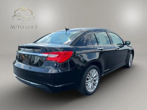 2012 Chrysler 200 Limited