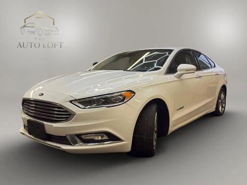 2017 Ford Fusion Hybrid SE