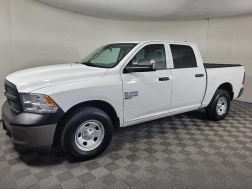 Bright White Clearcoat 2019 RAM 1500 Tradesman