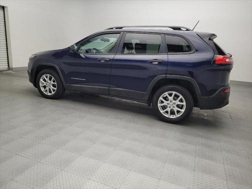 2016 Jeep Cherokee Sport