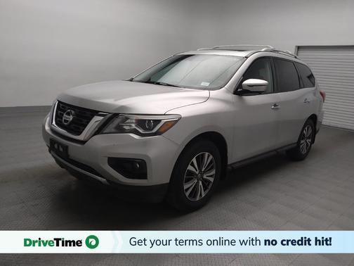 2017 Nissan Pathfinder SL