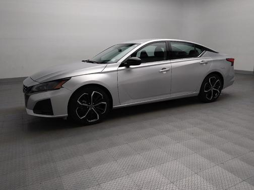 2024 Nissan Altima SR FWD