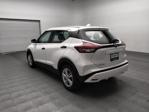 2023 Nissan Kicks S