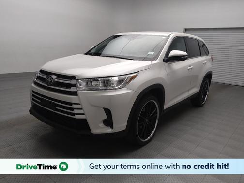 2019 Toyota Highlander LE