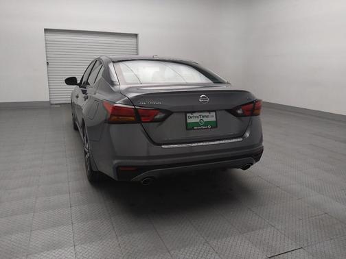 2022 Nissan Altima SR FWD