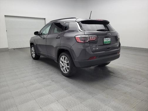 2024 Jeep Compass Latitude Lux