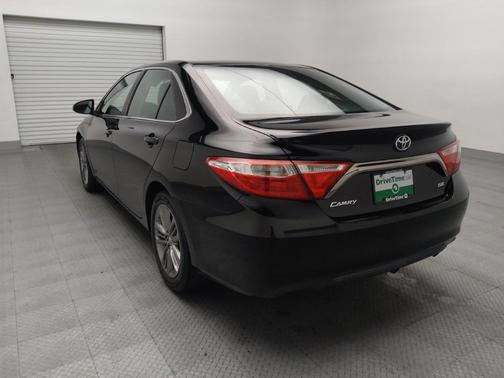 2016 Toyota Camry SE