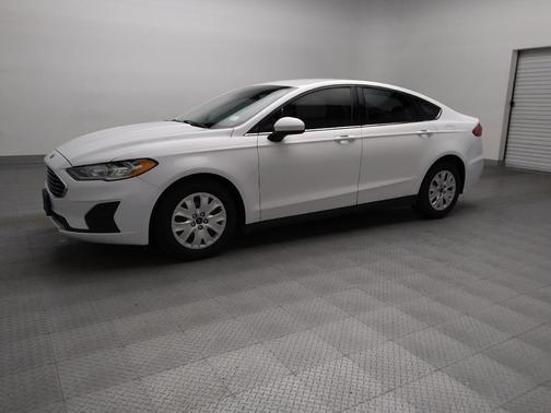 2020 Ford Fusion S