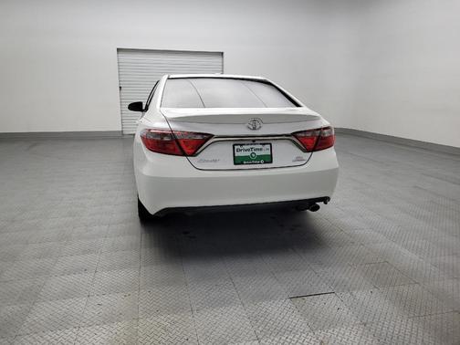 2016 Toyota Camry SE w/Special Edition Pkg