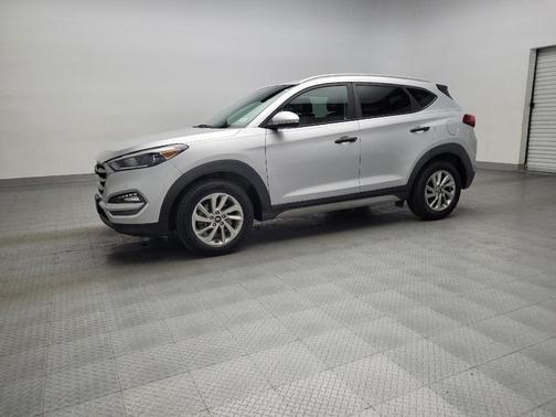 2017 Hyundai TUCSON SE Plus