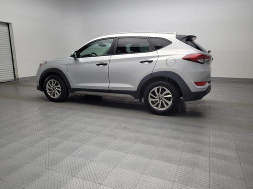 2017 Hyundai TUCSON SE Plus