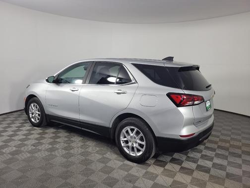 Silver Ice Metallic 2022 Chevrolet Equinox 1LT